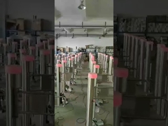 Puerta batiente peatonal de acero inoxidable 304 a la altura de la cintura