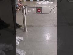 Puerta de la barrera del oscilación