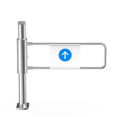 Barrera abatible de acero inoxidable SS304 de una sola dirección con una tasa de tráfico de 25-30 personas/minuto