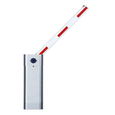 Barrera automática con 120W de potencia, brazo de 6 metros y pintura en polvo para acceso seguro de vehículos