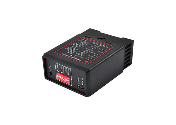 Detector de bucle inductivo con tiempo de reacción de 100 ms, conexión de bucle de 200 m y 4 niveles de sensibilidad para la detección de vehículos